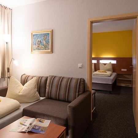 Pension-Cafe-Libelle Elxleben bei Arnstadt Luaran gambar